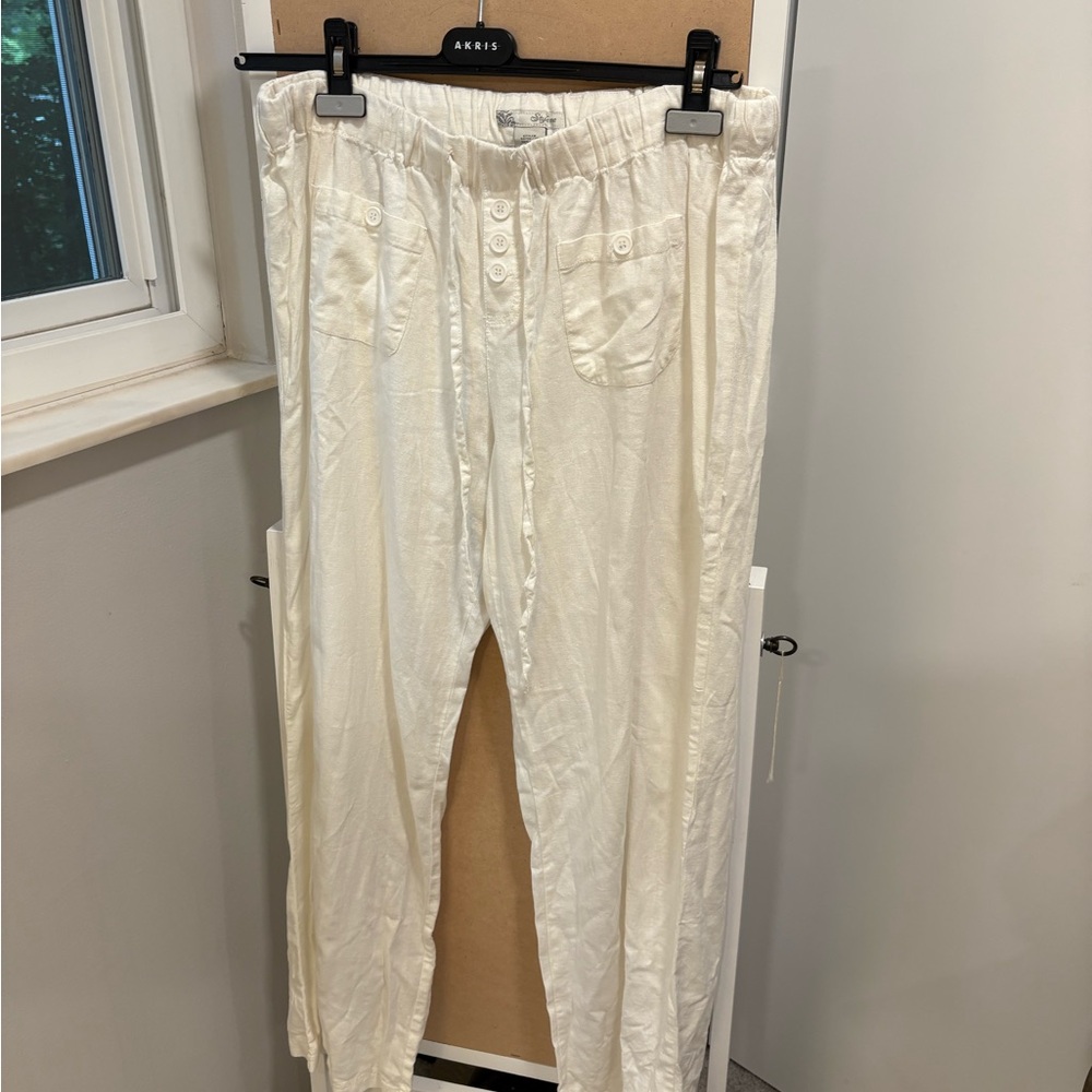 White Pull-On Straight Leg Pants Size 18